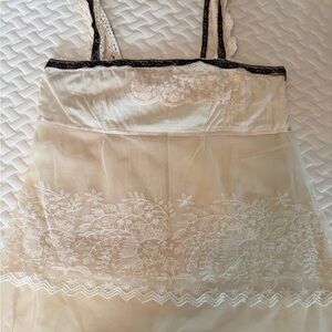 Kimchi & Blue - Urban Outfitters Cream Lace tank top